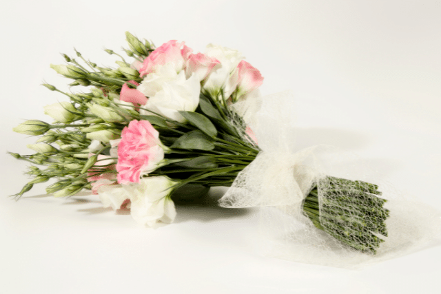 rosor vacker bukett - Kalmar - blommor på nätet