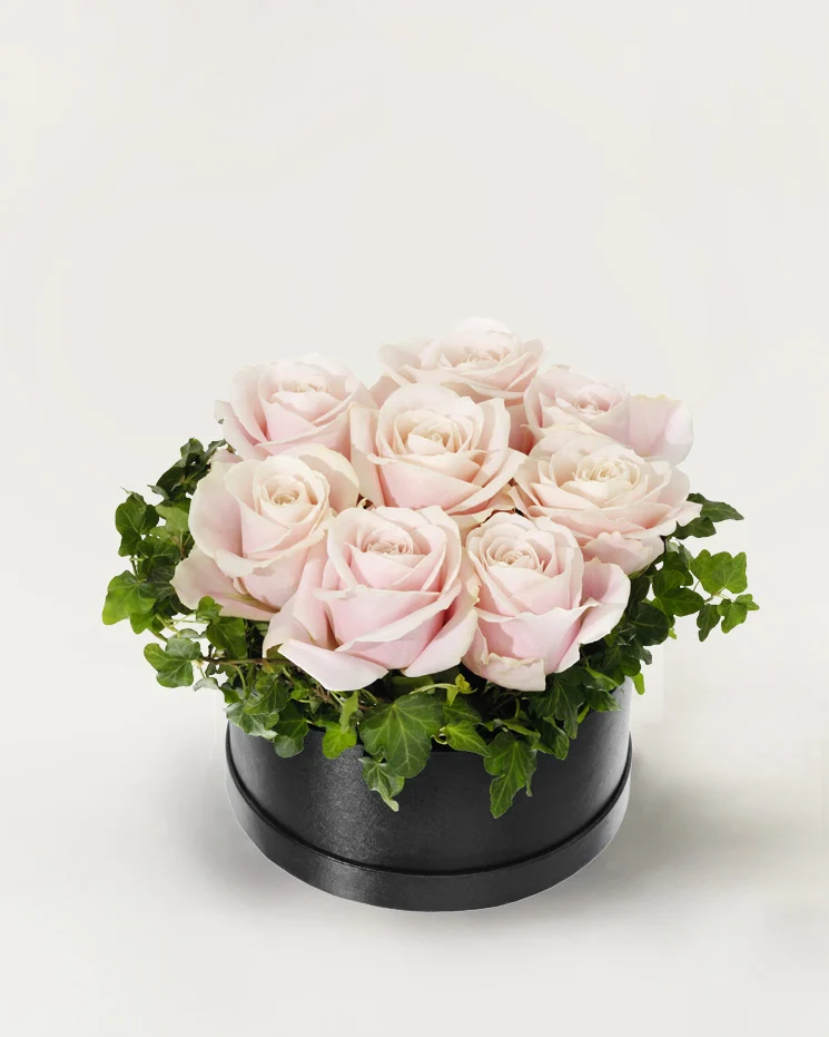 interflora skicka blommor Örebro stor magi med rosa rosor - skicka blommorna med leverans samma dag