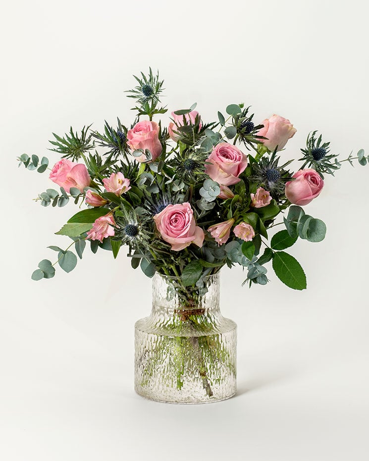 interflora skicka blommor Hörnefors sagolika & romantiska blommor där du kan skicka en hälsning fyllt med kärlek