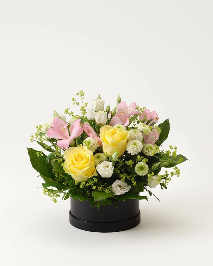 interflora skicka blommor Ånge här kan du beställa blommor med vackra färger direkt från blombuden online